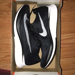 Zoom Fly (Never Worn)